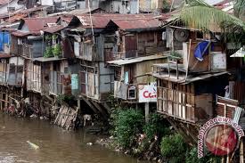  Ingin Bantaran Sungai Steril, Pemkot Jakarta Barat Gelar Bimtek Penyelesaian Masalah Tanah